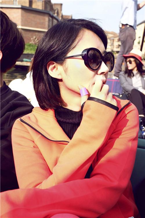 许晴花儿与少年2中,这款墨镜是什么牌子呢?如图