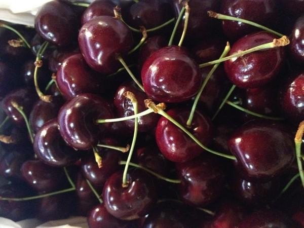 or车厘子(cherries)