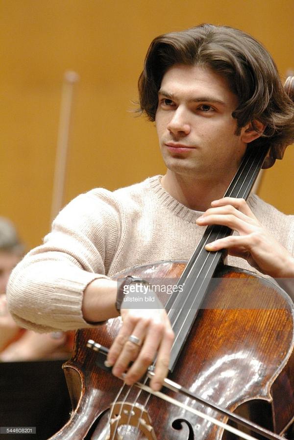 我来介绍一个我很爱的高颜值高魅力值法国大提琴家 gautier capucon