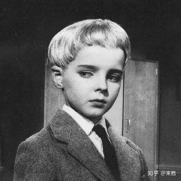 求推荐欧美风的情侣头像!