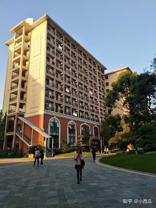 在上海师范大学天华学院就读是一种怎样的体验?
