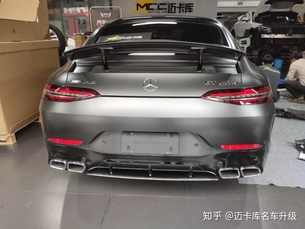 奔驰amg gt63s电动改固定碳纤维尾翼