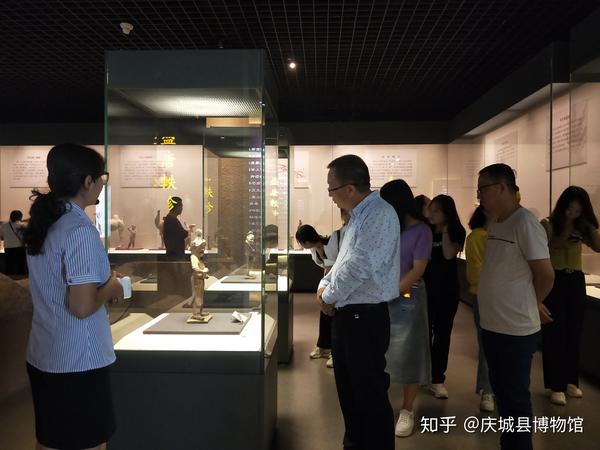 华亭市博物馆前来庆城县博物馆开展交流学习活动