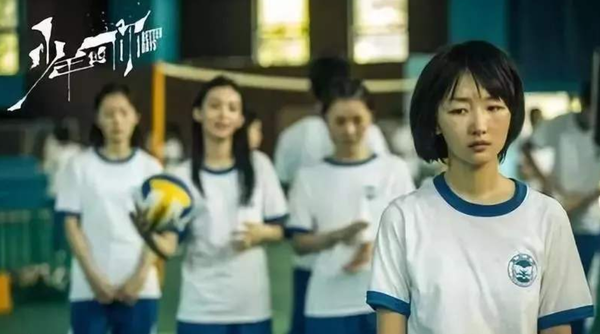 《少年的你》电影大火,对于近在眼前的校园欺凌,学校和家长该做些什么