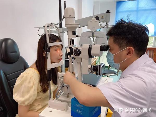 宁波近视眼手术自述:26岁住院医师近视1050度,术后视力1.