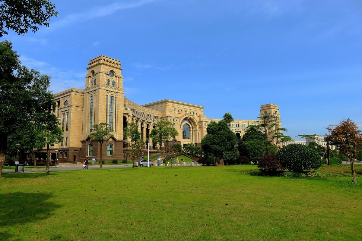 复旦大学法硕考研分数线