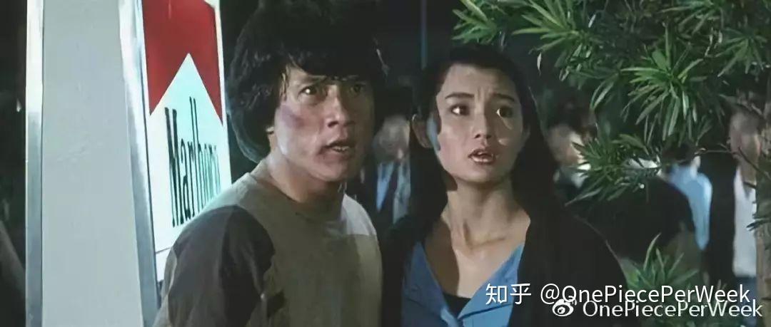 1985年,张曼玉出演《警察故事》,搭档成龙,饰演警官陈家驹的女友阿美.