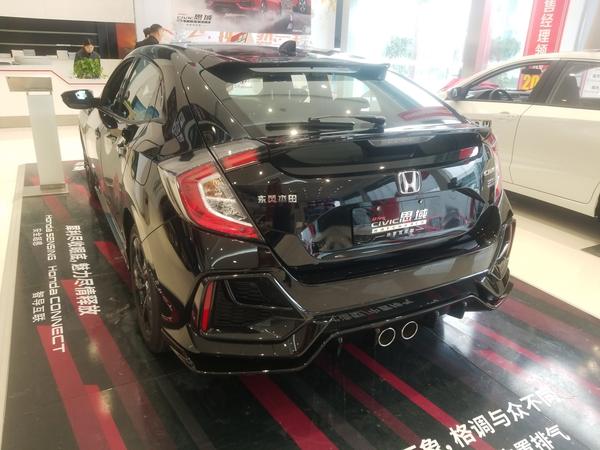 2021款本田思域外观,2021款本田思域 2021款本田思域实车到店,彩晶黑很大气,1.5t油耗5.9l配运动套件