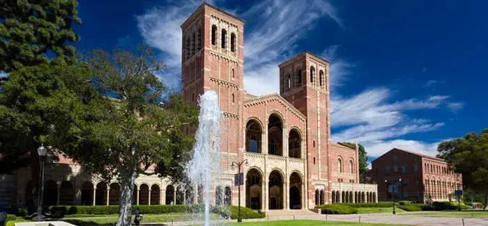 加州大学洛杉矶分校(ucla),连续三年qs就业竞争力排名位于美国第3,在