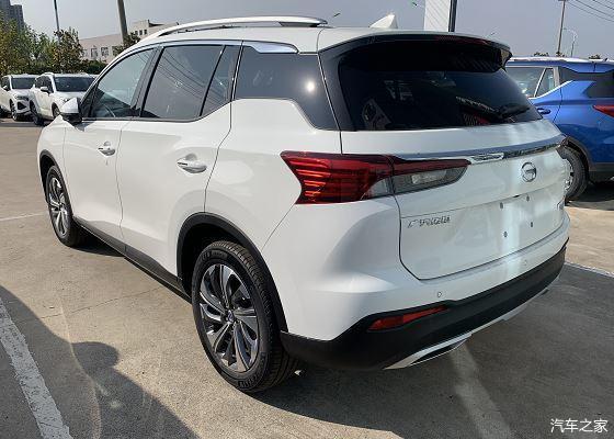 2021款广汽传祺gs4到店震天翼前脸很大方配无线充电自动驻车