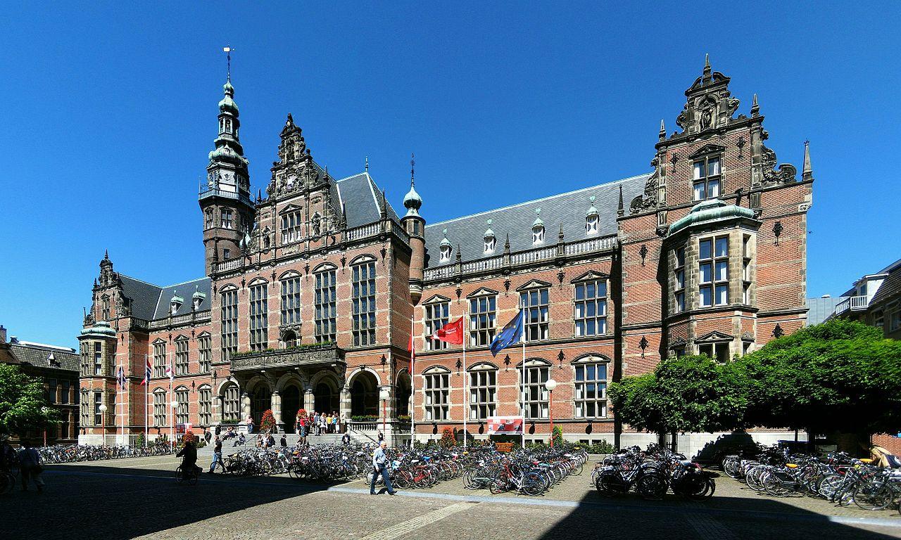 头条预定荷兰最流量的大学格罗宁根大学这次他们还给猫也发了学生证