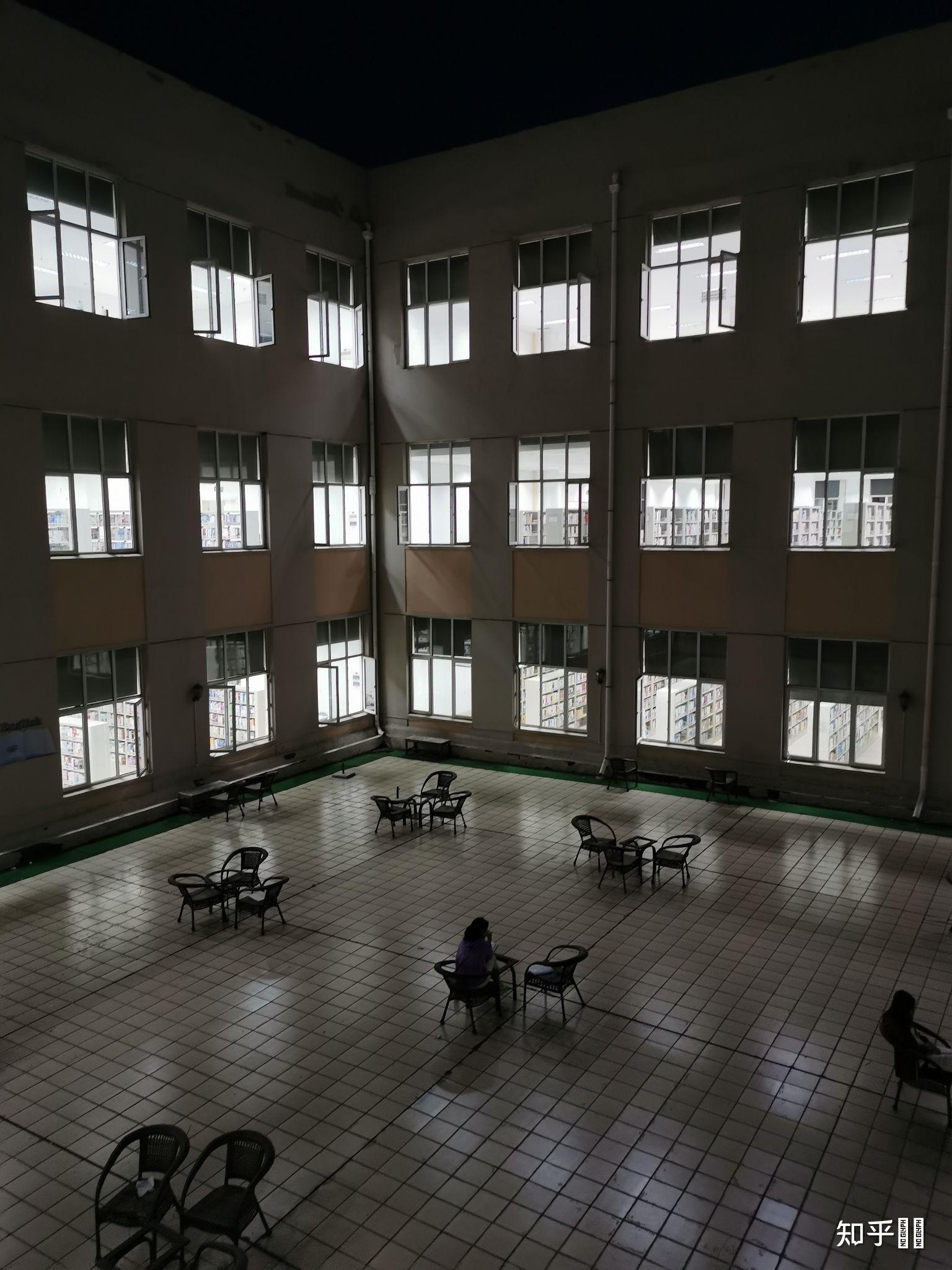 天津财经大学珠江学院到底怎么样已经愁了一晚上了希望有最真实的评论