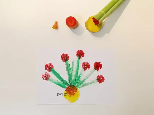 20种蔬菜拓印画,废弃蔬果千万不要扔,还可以给孩子这样玩单根芹菜切开