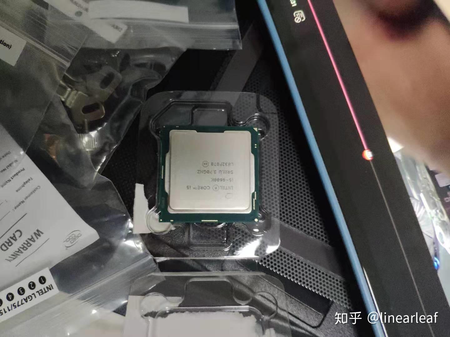 1【cpu i5-9600k散片:1729元