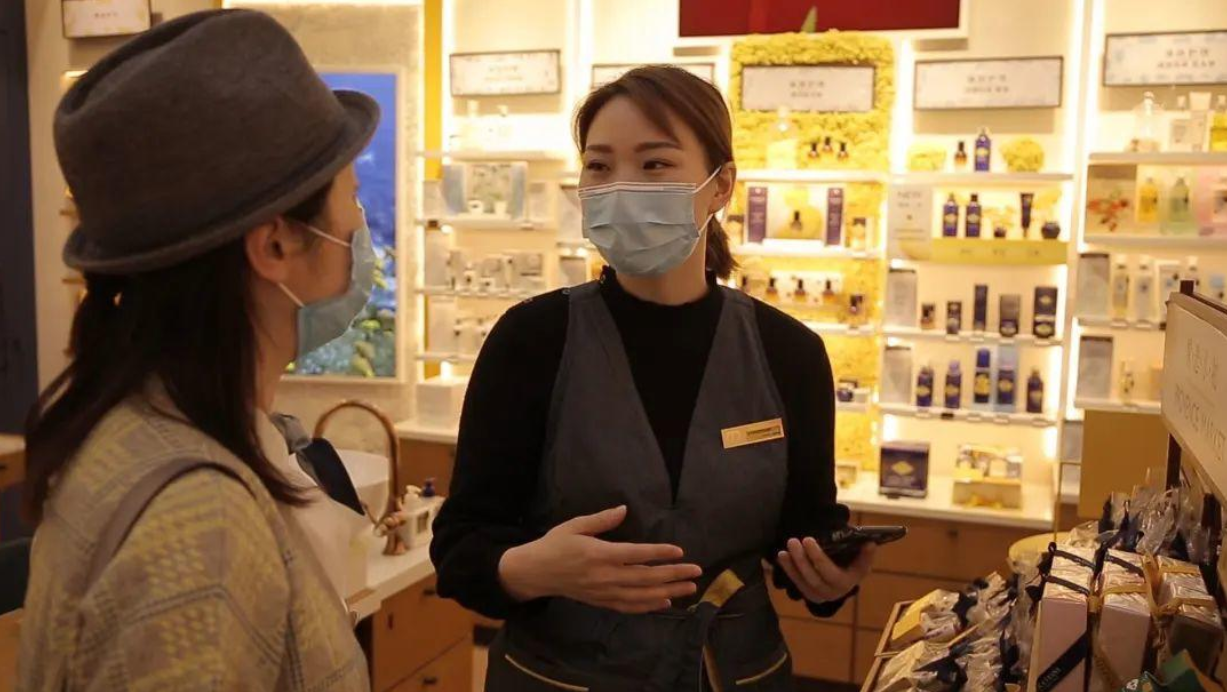 疫后复工:门店导购「直播卖货」运营实操指南