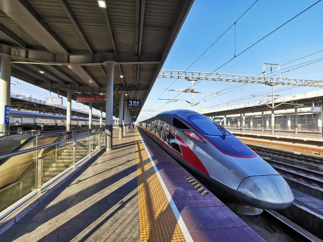 湘西最美高铁即将开通中国中铁匠心筑造