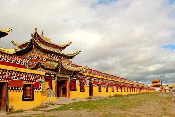 盘点川西高原上的10个绝美寺庙(下) | 川西小众旅行攻略