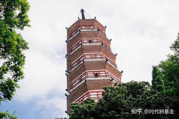 肇庆三元塔江水边上的美丽宝塔真的让人震撼