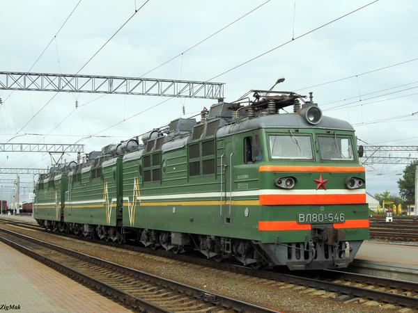 铁路巴拉诺维奇机务段,不只有"中白货运",还有vl80s型电力机车 - 知乎