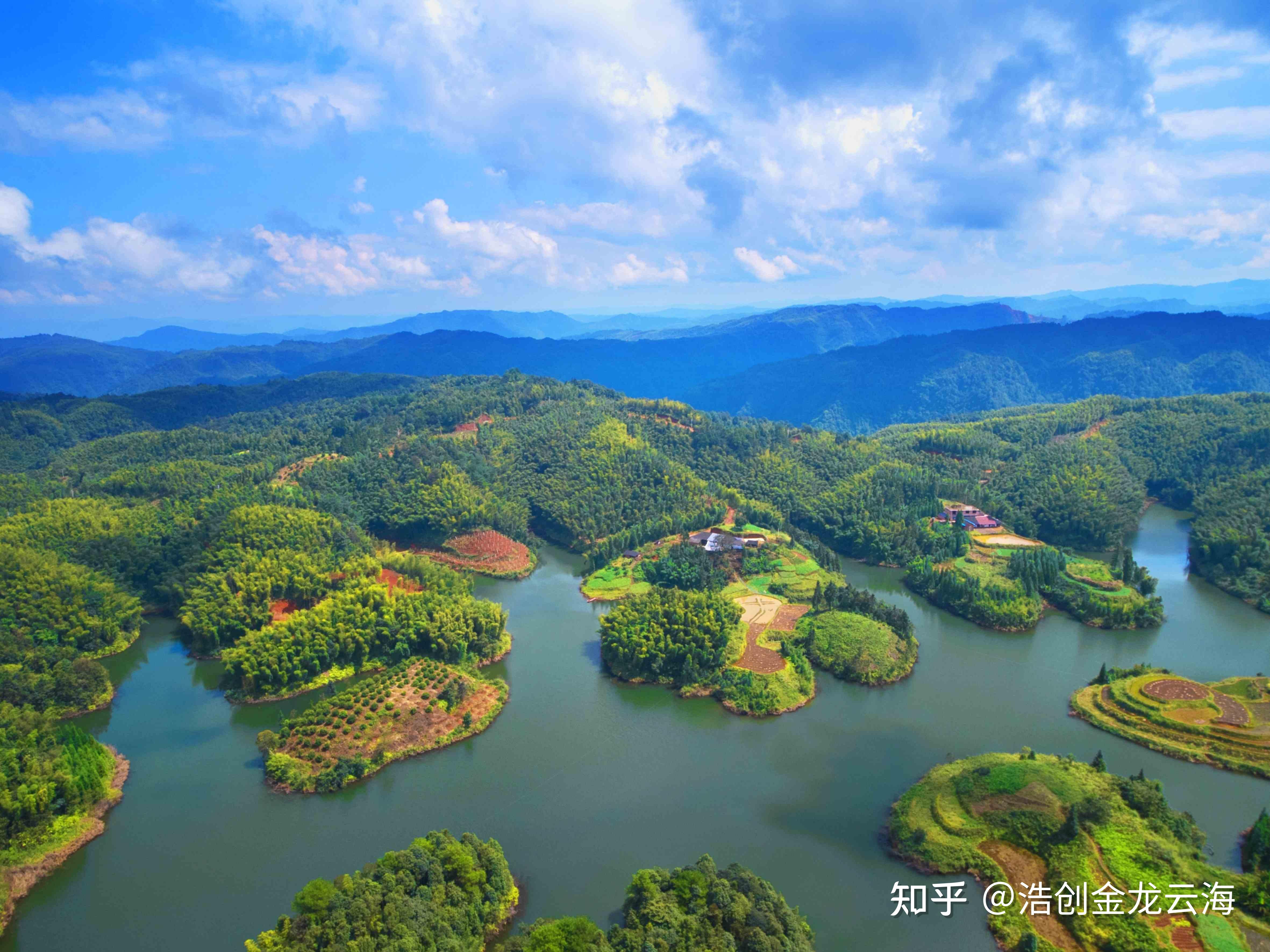 浩创·金龙云海,避暑度假胜地,用一片清爽湖山抚慰被"灼伤"的身心.