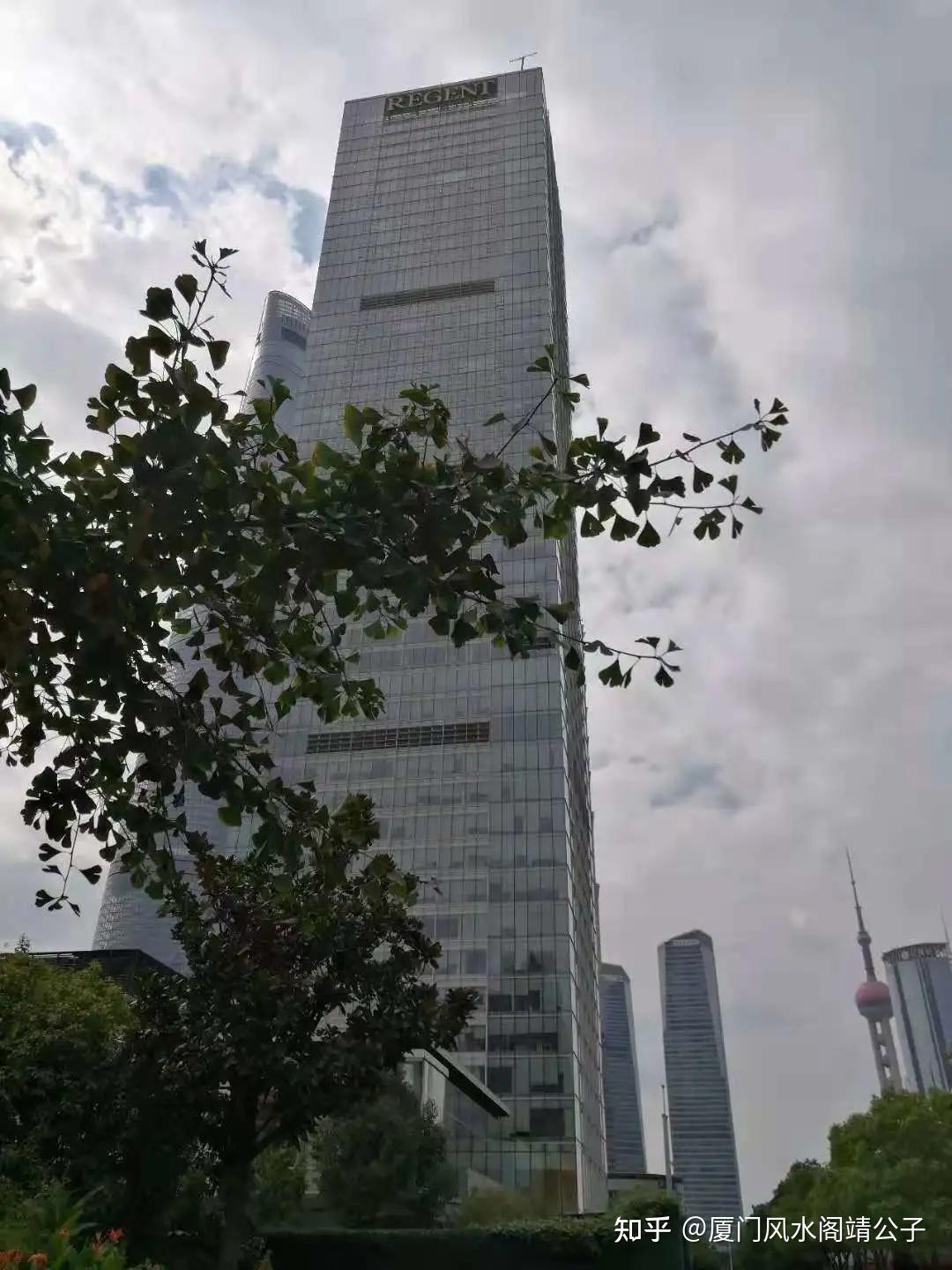 上海二十一世纪中心大厦之易视角