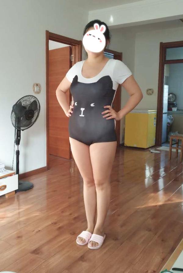 生完78……孩子目前六个月了,仍然一斤未轻   这么胖我还有泳装照呢!