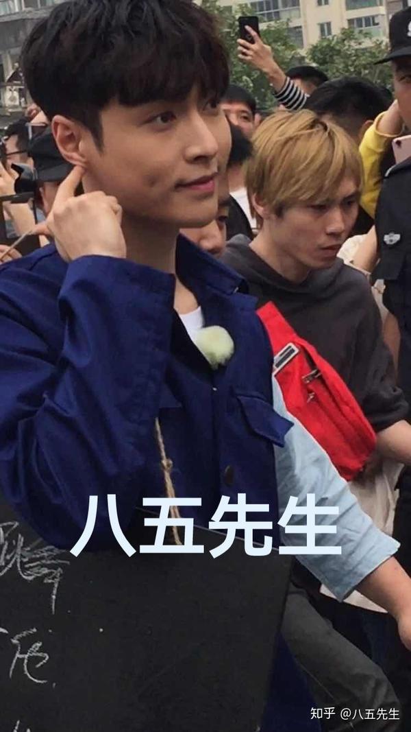 张艺兴真人和相片差距有多大?