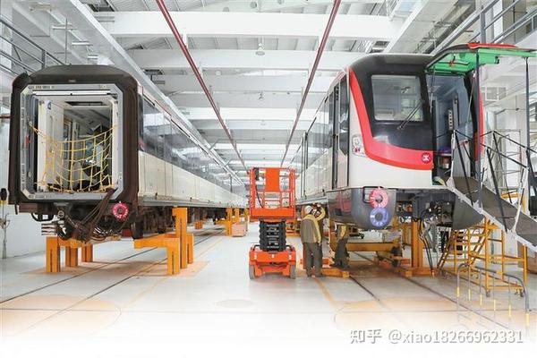 深圳地铁4号线列车自开跑以来,首次大修