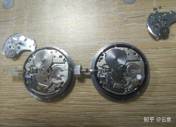 网上有很多关于time module movement nh35机芯与seiko 4r35机芯的