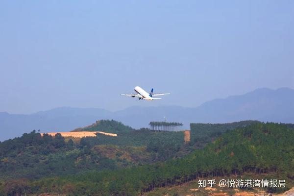 位于韶关市乳源瑶族自治县桂头镇的 韶关丹霞机场正式通航 韶关人民的