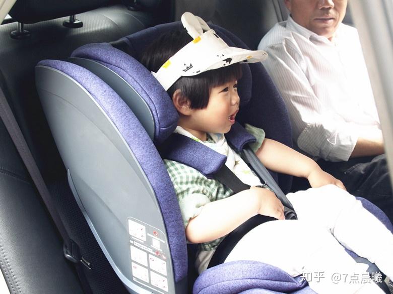 小米生态链出品孩子的安全座驾qborn儿童安全座椅