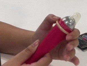 润滑油多!反正一手都是怎么都洗不掉! imtoy真的是也是润滑油很多的!