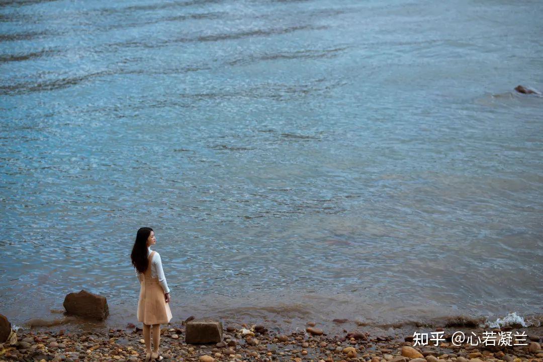 一个人,把艰难走完