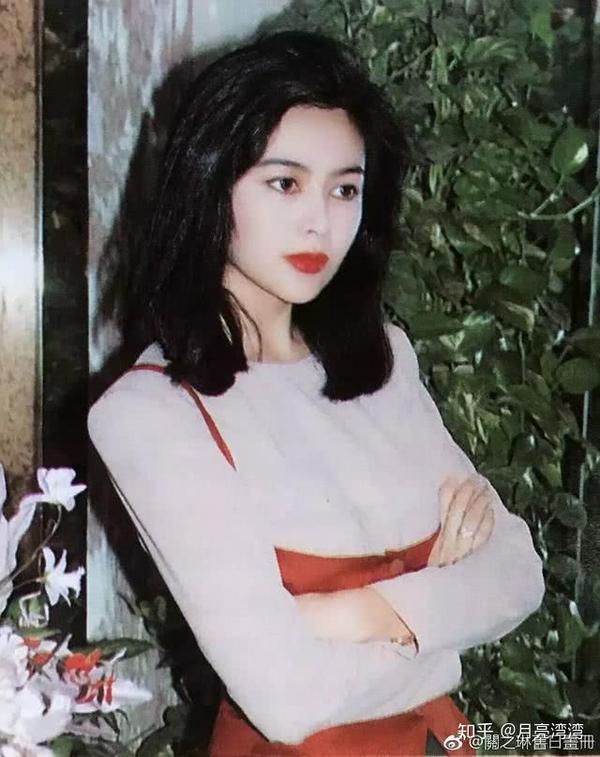 对比关之琳李嘉欣的颜,谁更美?
