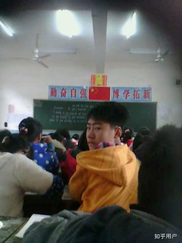 初中高中的小混混现在都怎么样了?