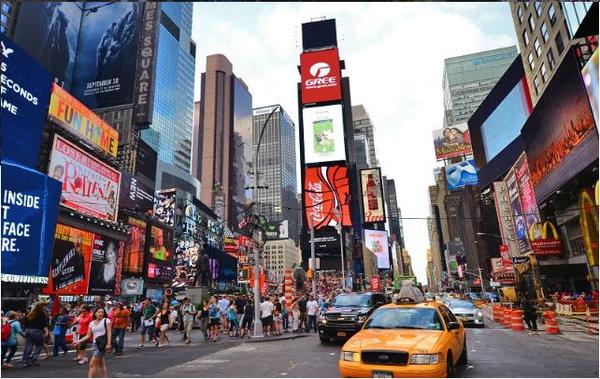 美国纽约时代广场纳斯达克大屏多少钱上一次
