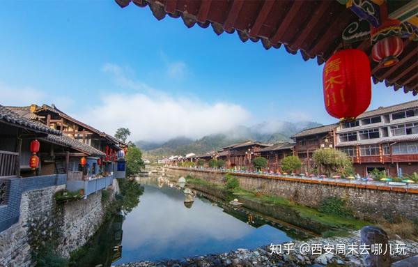 大西安吃喝玩乐:西安周边藏着一个水墨古镇,人少景美