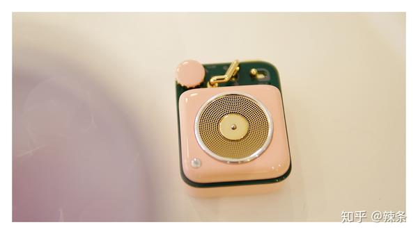 猫王原子唱机b612袖珍蓝牙音箱黎贝卡粉满足少女心的一切幻想