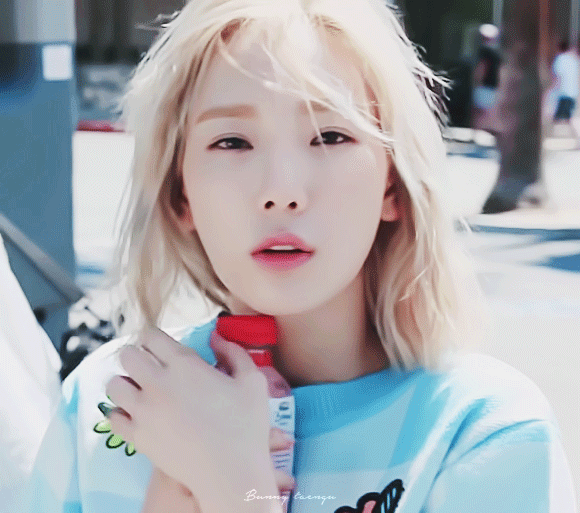 有哪些惊艳你的女子偶像动图(gif)?