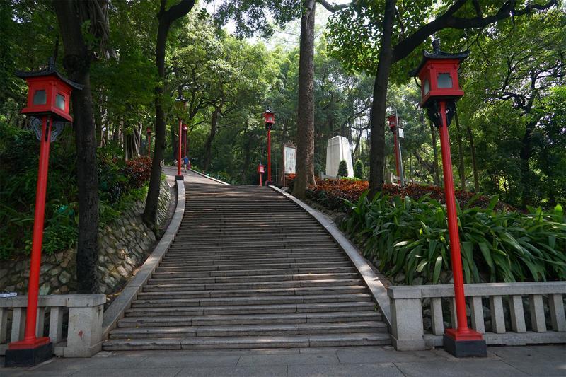 《我的越秀山故事》征文选登:百步梯 百步行(梁中天)