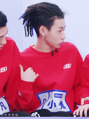 觉得偶像练习生中的小鬼王琳凯怎么样?