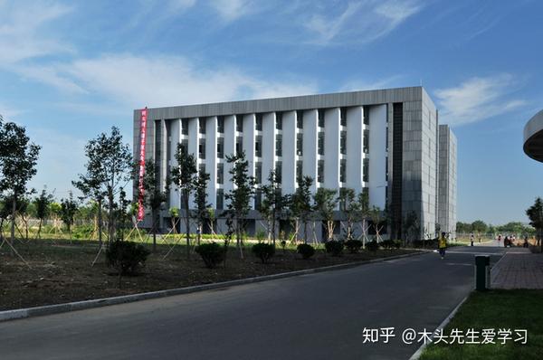 院校介绍:唐山学院