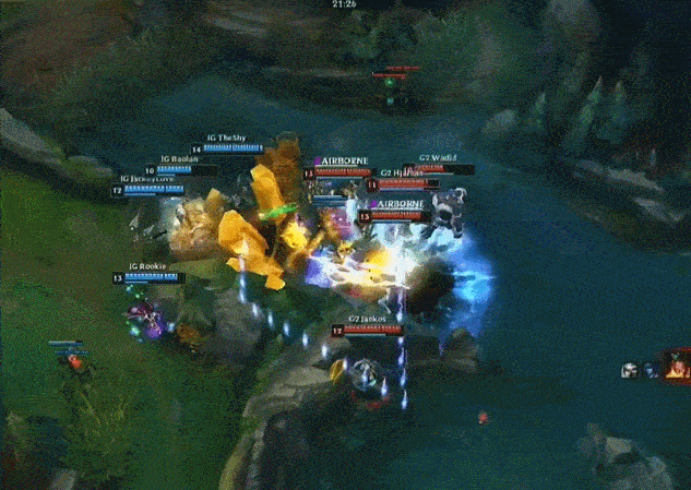 s8半决赛中ig对阵g2第三局,theshy在双方交换完第一波技能后迅速切入