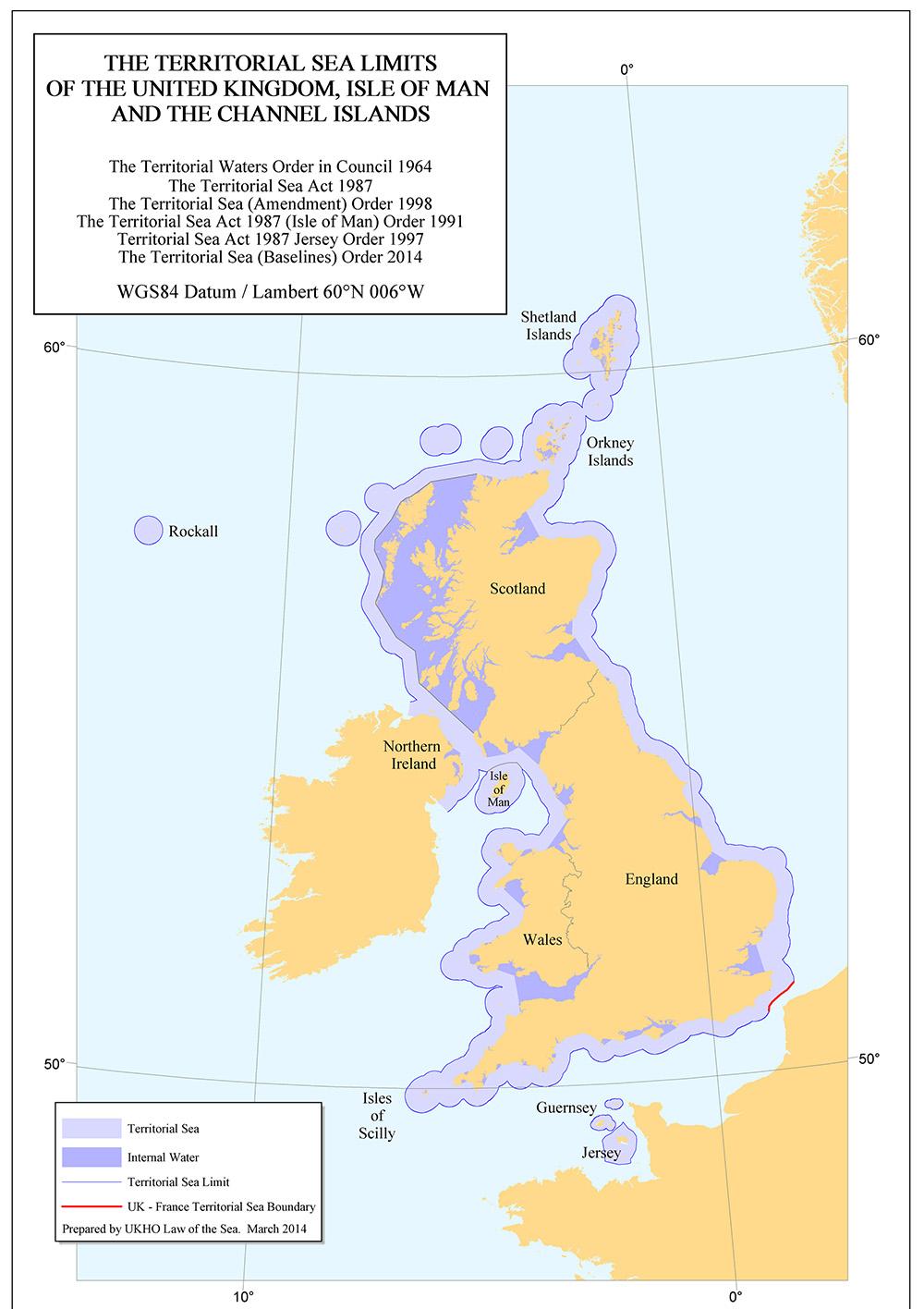 根据下述链接,整个 the north channel 都是英国领海,部分是内水