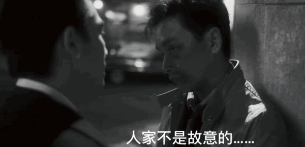 也非常喜欢哥哥和梁朝伟,当然还有王家卫导演.