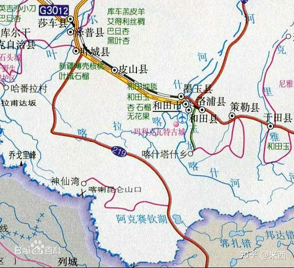 新藏公路(219国道)穿过阿克赛钦