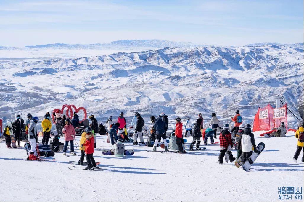 第十五届冬博会将军山国际滑雪度假区推出4天免费滑雪政策