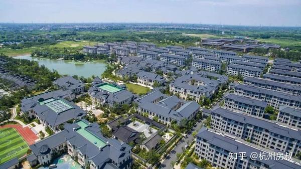 下一个乌镇?钱塘新区战略范围的绿城小镇火了,首付30万起