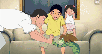 别看它个子小小,却是个相扑高手. 康一爸爸都不是他的对手.