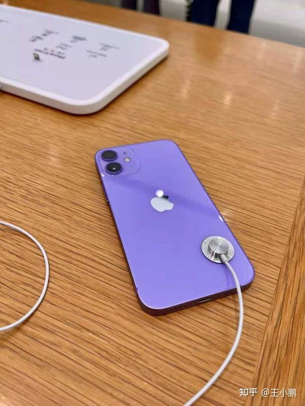 13 苹果手机618销售巨爆,iphone12大减价,包揽数个冠军